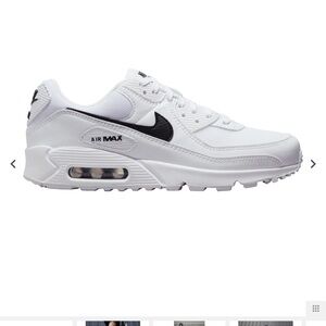 Nike Women’s Air Max 90 Shoes. 8.5